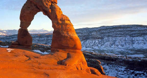 Delicate Arch, Arches National Park, Utah, Estados Unidos. Author US NPS. No Copyright