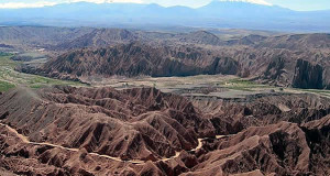 Deserto de Atacama, Chile. Author Smcmurtrey. Licensed under the Creative Commons Attribution-Share Alike