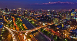 Santiago, Chile. Autor Javmoraga. Licensed under the Creative Commons Attribution-Share Alike