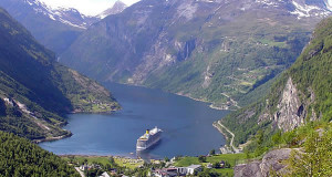 Geirangerfjord, Noruega. Autor e Copyright Marco Ramerini