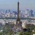 Torre Eiffel, Paris, França. Autore Taxiarchos228. Licensed under the Creative Commons Attribution-Share Alike