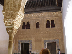 Alhambra, Granada, Andaluzia, Espanha. Author and Copyright Liliana Ramerini