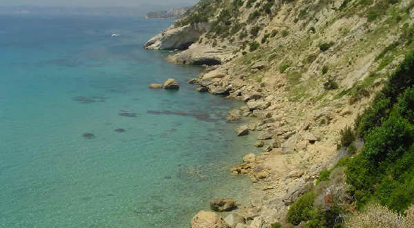 A costa perto de Koroni, Cefalônia, Ilhas Jónicas, Grécia. Author and Copyright Niccolò di Lalla