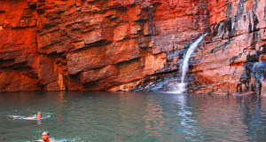 Handrail Pool, Karijini NP, Austrália Ocidental, Austrália. Author Bäras. Licensed under the Creative Commons Attribution-Share Alike