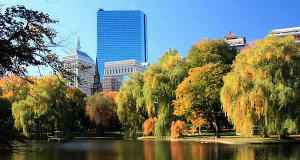 Boston, Massachussets, Estados Unidos. Author Bill Ilott BostonPhotoSphere. Licensed under the Creative Commons Attribution