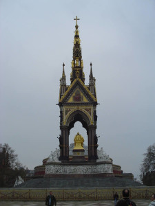 Albert Memorial, Kensington Gardens, Londres, Reino Unido. Autor e Copyright Niccolò di Lalla