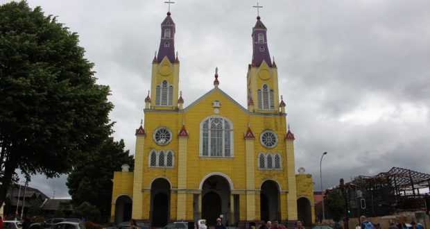 Igreja de San Francisco, Castro, Isla Chiloe, Chile. Autor e Copyright Marco Ramerini