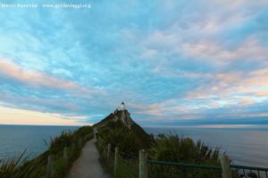 O farol de Nugget Point, Catlins, Nova Zelândia. Autor e Copyright Marco Ramerini