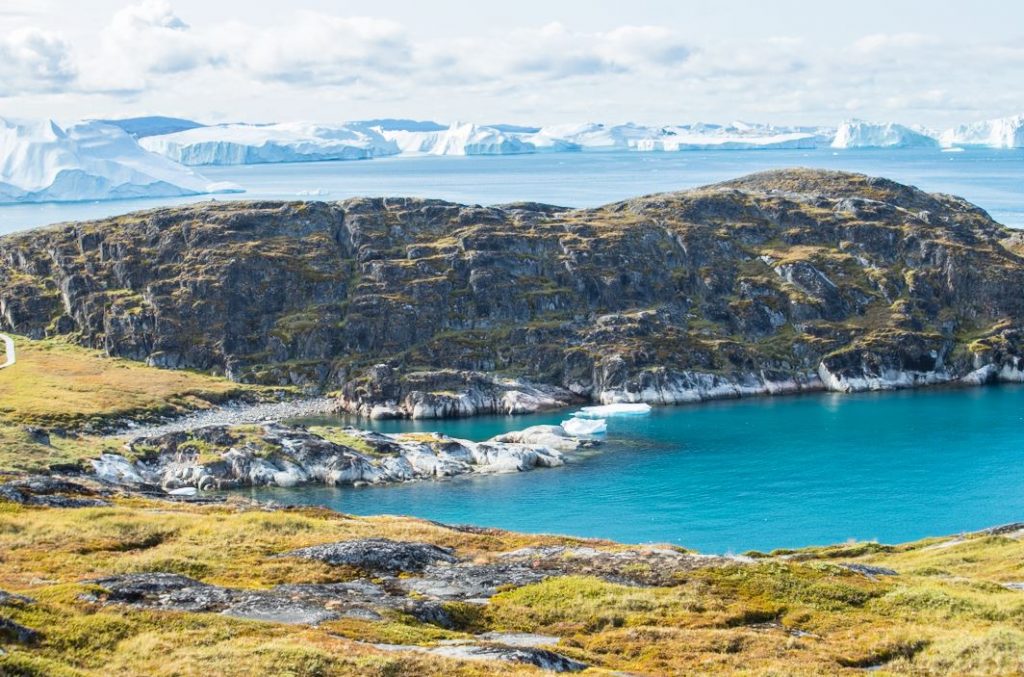 Ao longo da trilha amarela, Icefjord, Ilulissat, Groenlândia. Autor e Copyright Marco Ramerini