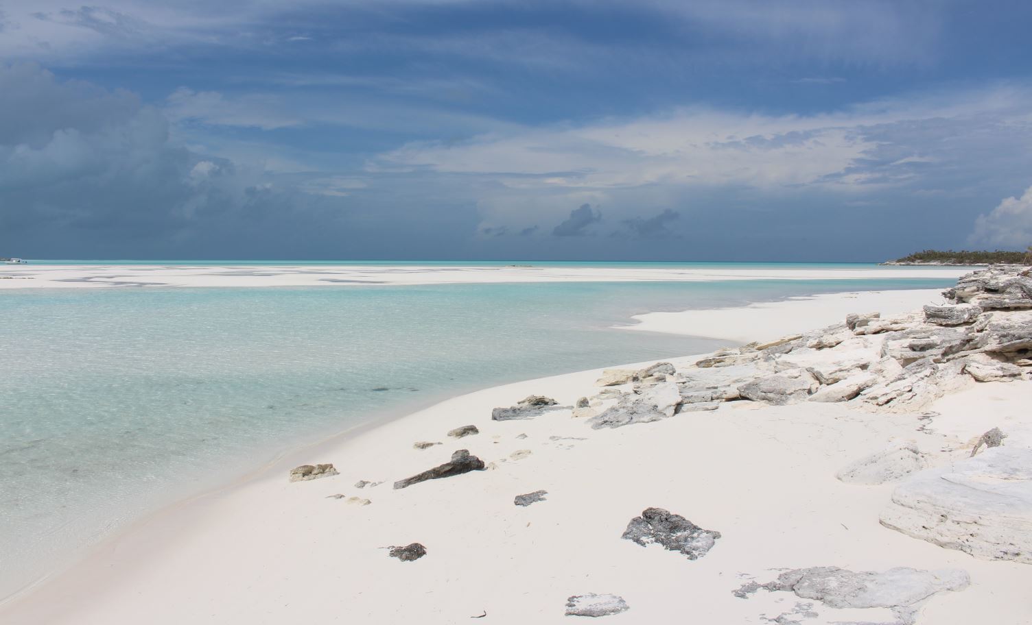 Bancos de areia, Sandy Cay, Exumas, Bahamas. Autor e Copyright Marco Ramerini..