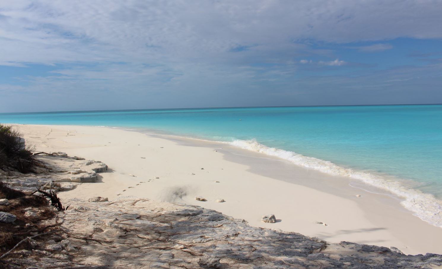 Caminhando ao longo da praia, Cape Santa Maria Beach Resort, Long Island, Bahamas. Autor e Copyright Marco Ramerini