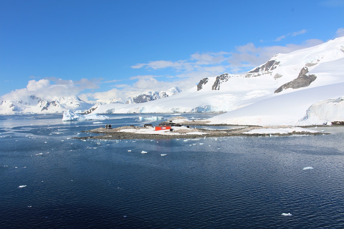 A base chilena antártica González Videla, Waterboat Point, Paradise Harbor, Antártida. Autor e Copyright Marco Ramerini